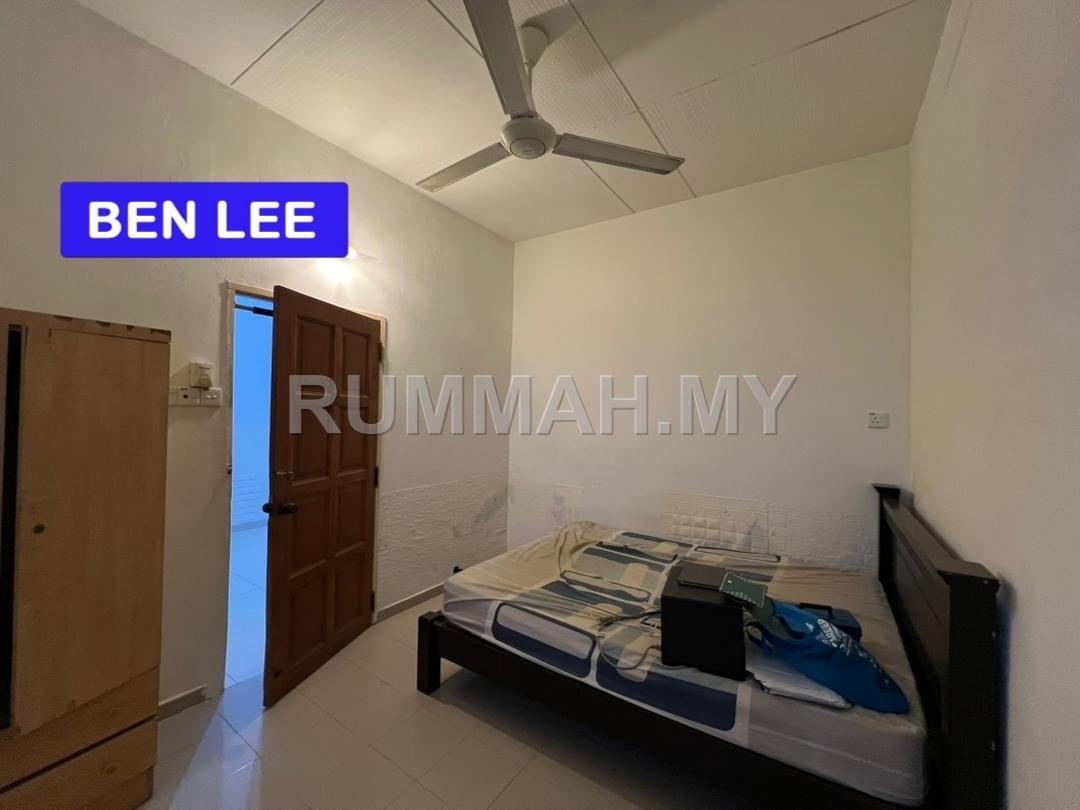 house in Gelugor, Penang — photo 2