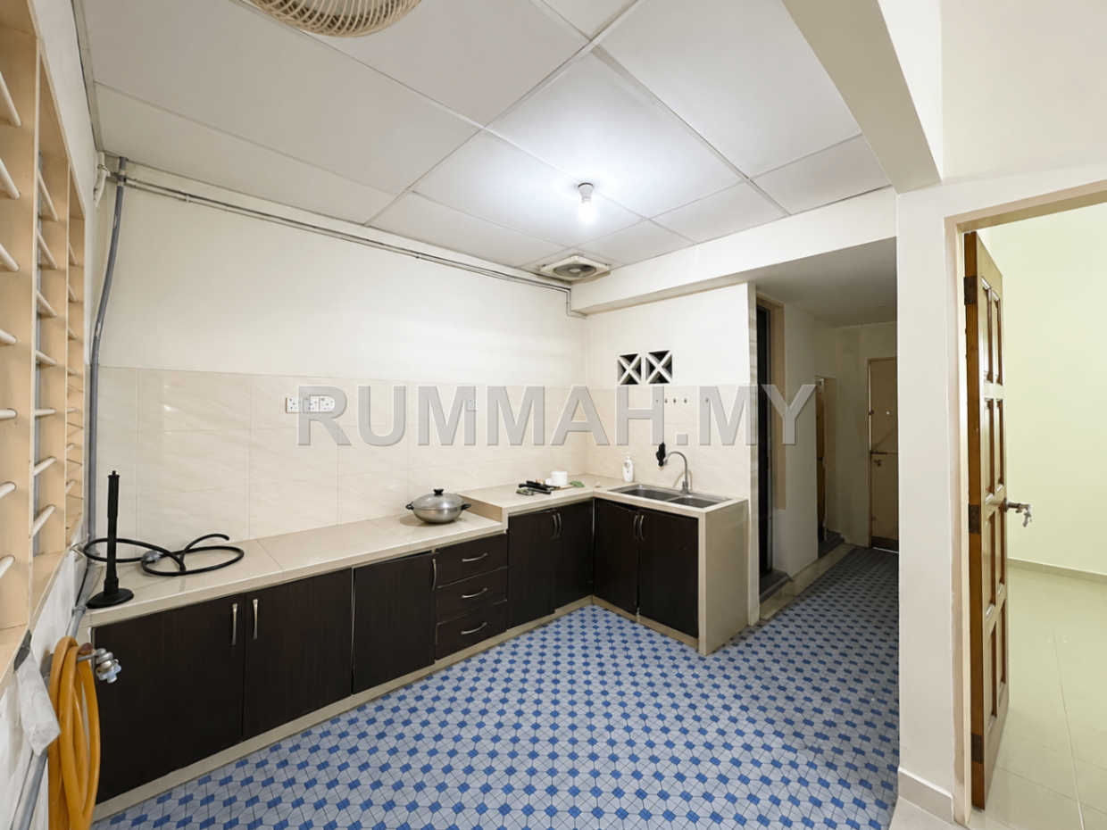 house in Sungai Nibong, Penang — photo 2