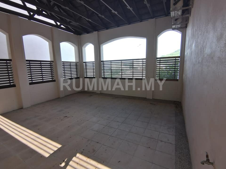 house in Batu Ferringhi, Penang — photo 5