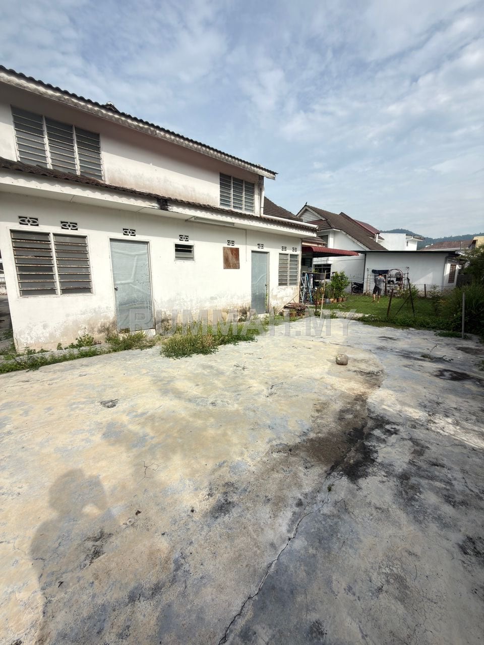 5-bedroom house in Sungai Ara, Penang for sale - double storey semi detached Taman Sungai ara big land 3400sf