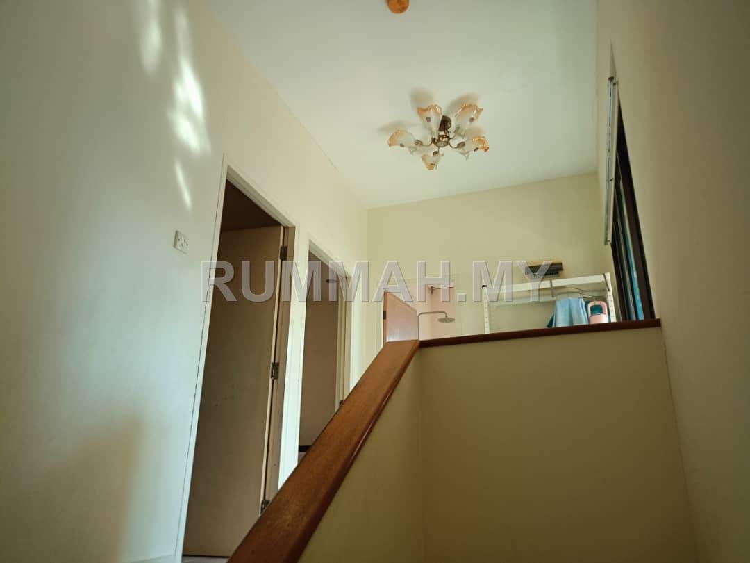 house in Bukit Jambul, Penang — photo 6