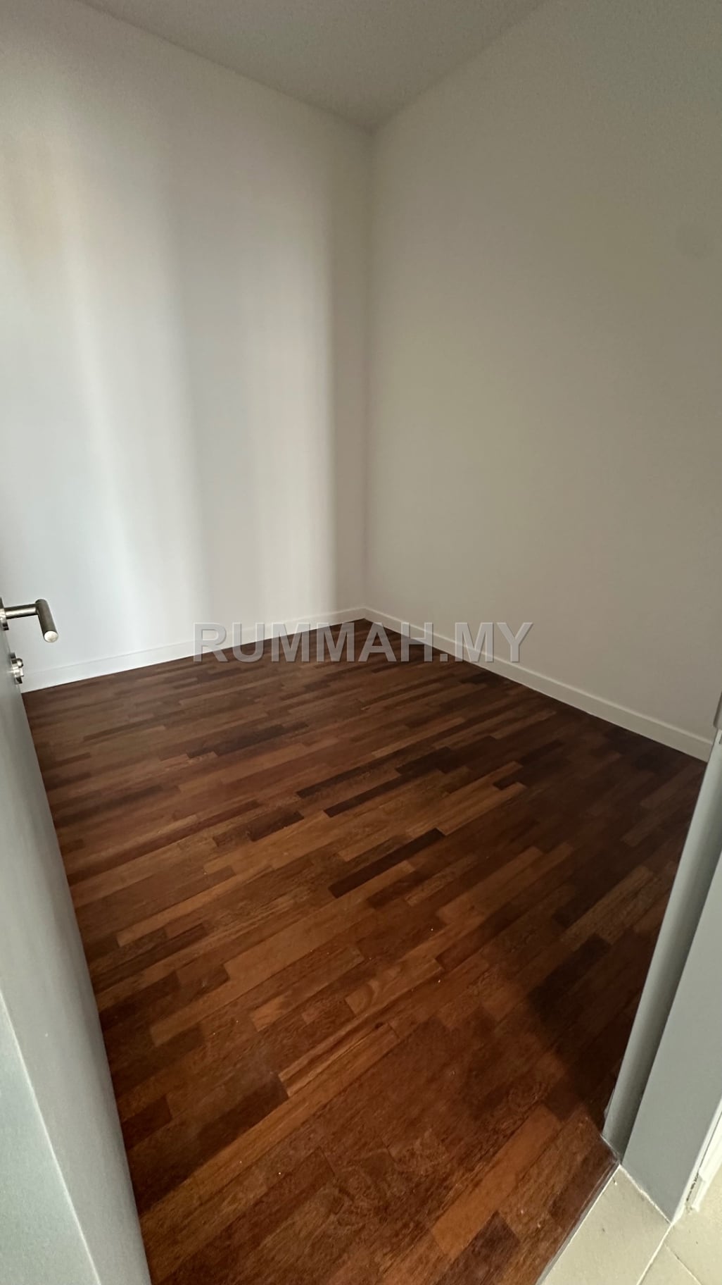 condo in Gelugor, Penang — photo 4