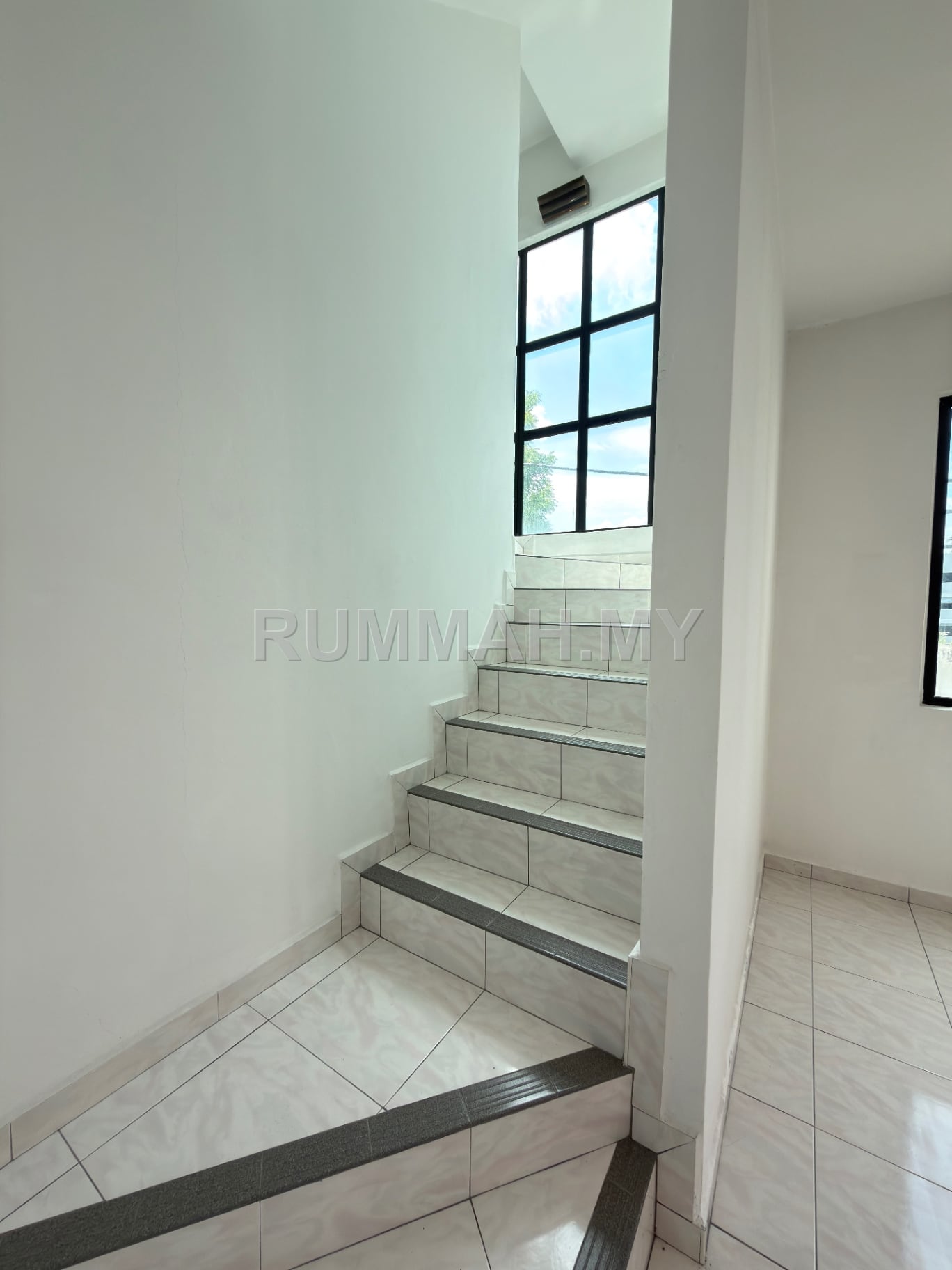 house in Sungai Nibong, Penang — photo 2