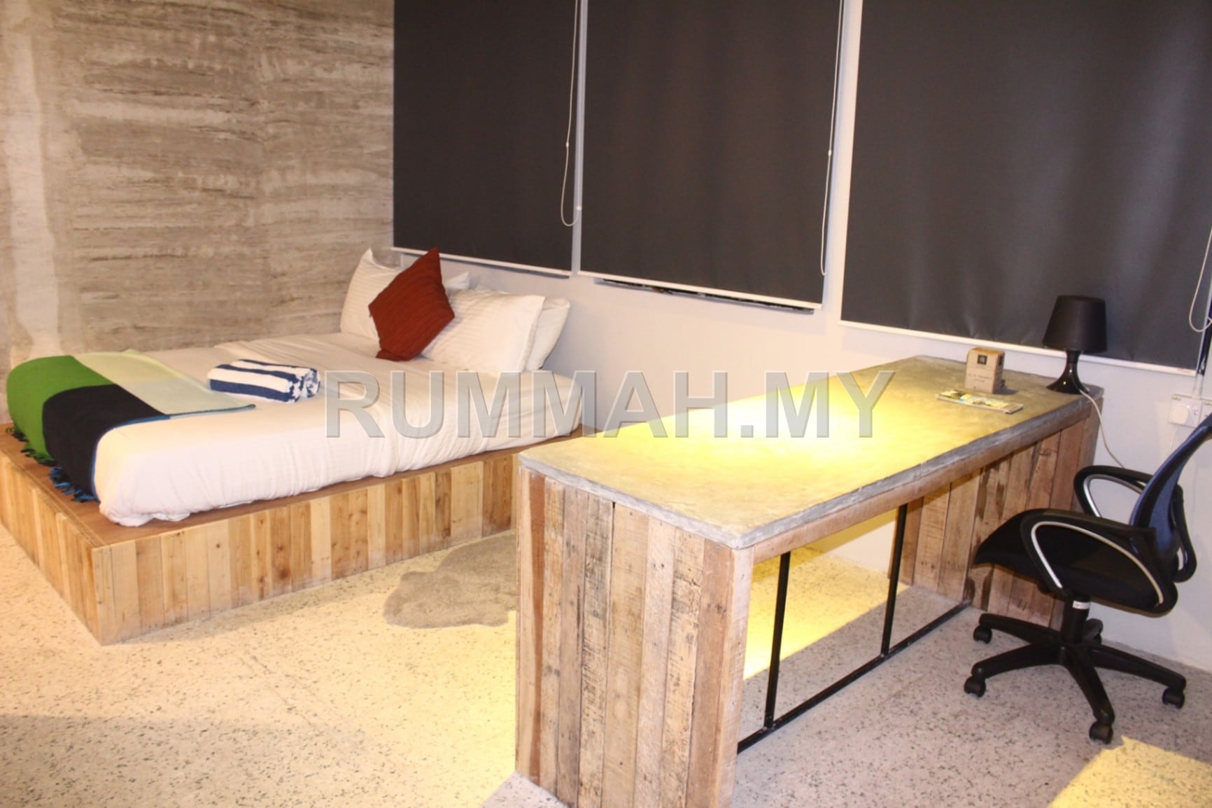 42-bedroom commercial in George Town, Penang for sale - Lebuh Campbell 5 storey Hotel
