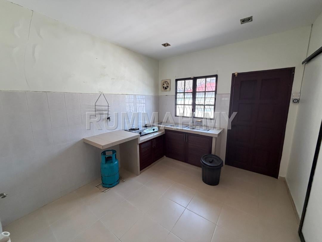 house in Jelutong, Penang — photo 2