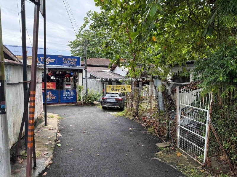 house in Tanjung Bungah, Penang — photo 2
