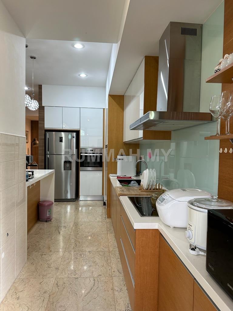condo in Batu Ferringhi, Penang — photo 4