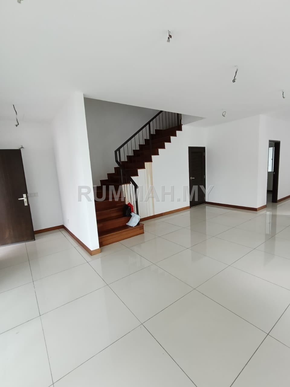 5-bedroom house in Bayan Lepas, Penang for sale - Setia Pearl Island Lengkok Nuri
