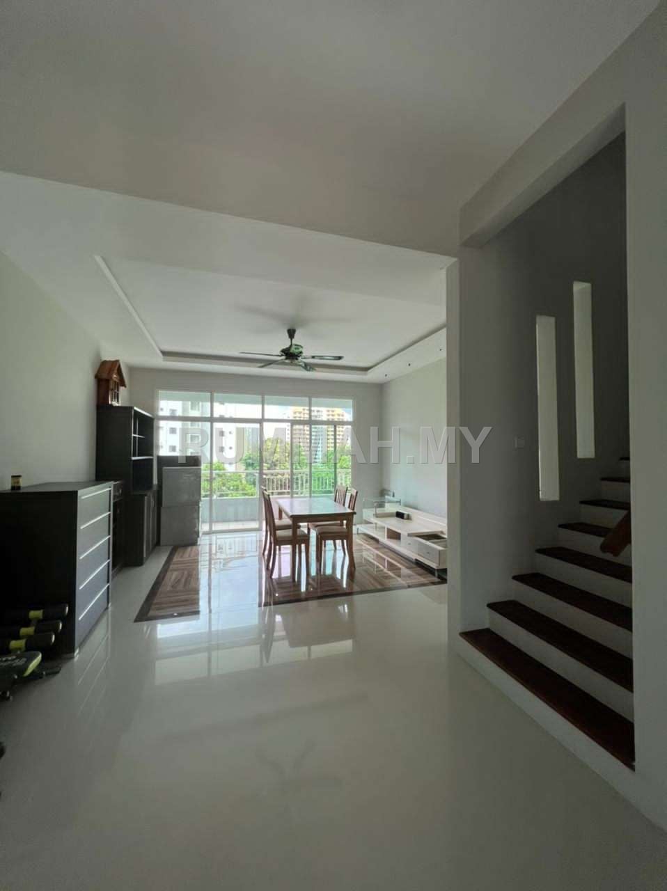 house in Bukit Jambul, Penang — photo 3