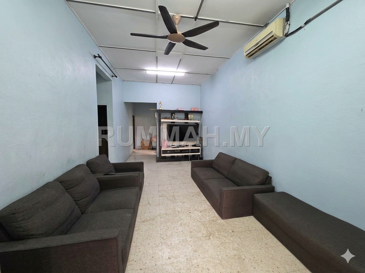 house in Permatang Tinggi, Penang — photo 2