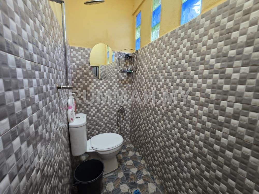 house in Permatang Tinggi, Penang — photo 3