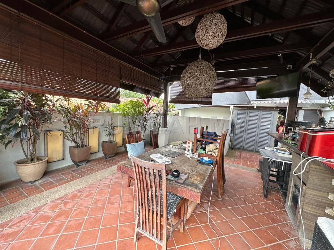 house in Pulau Tikus, Penang — photo 3