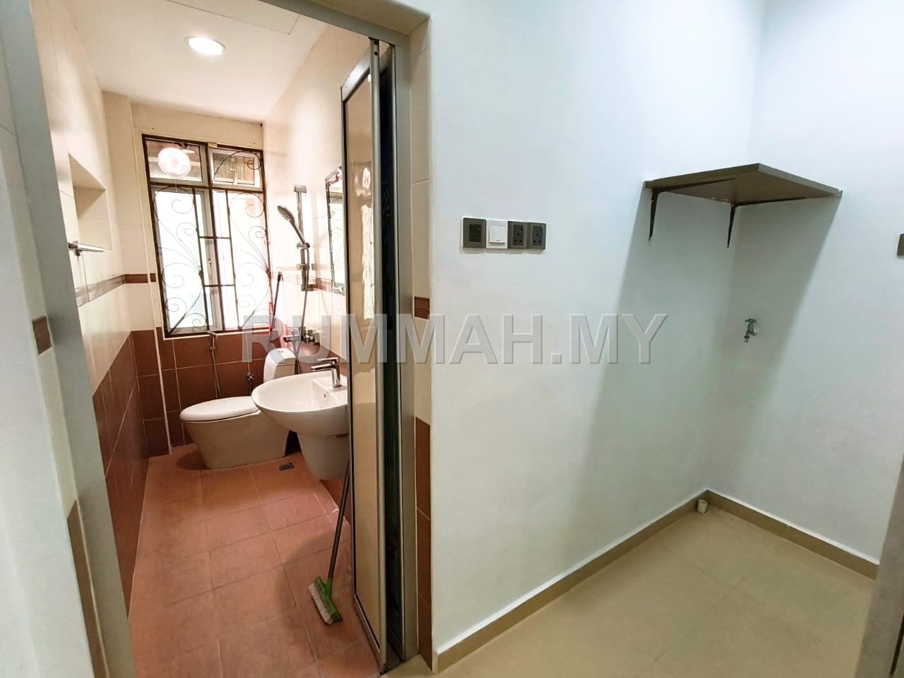 house in Jelutong, Penang — photo 4
