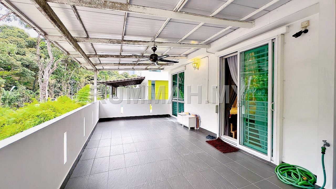 house in Bukit Jambul, Penang — photo 4
