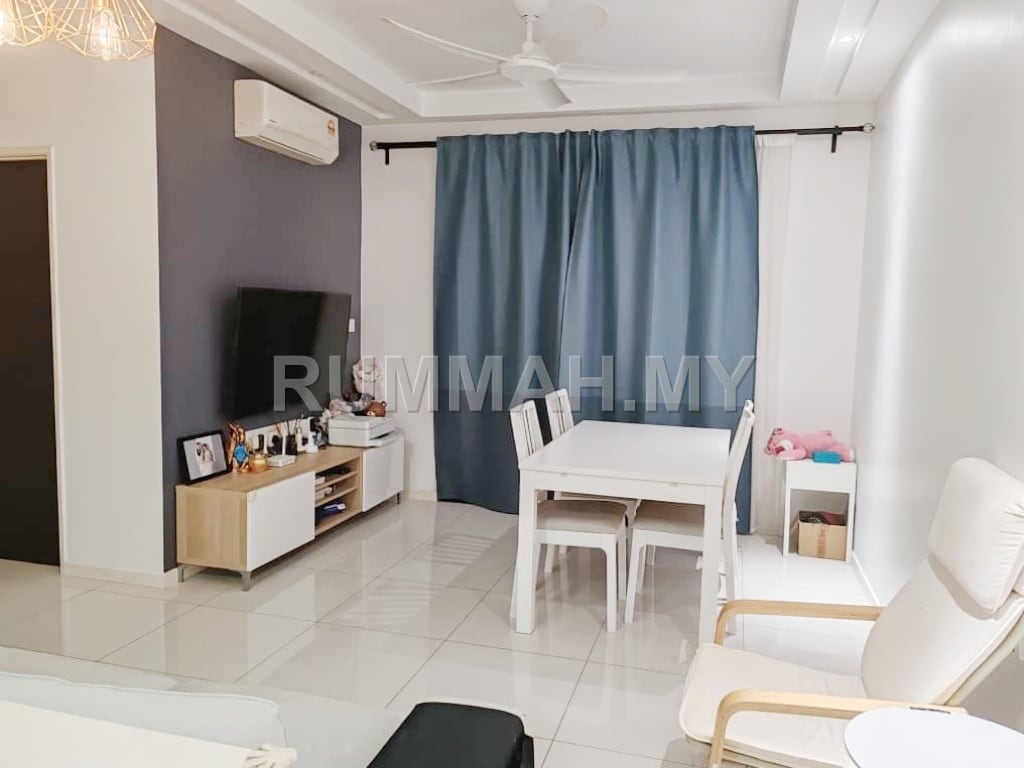 3-bedroom condo in Tanjung Tokong, Penang for sale - Tri Pinnacle, Tanjung Tokong | Freehold