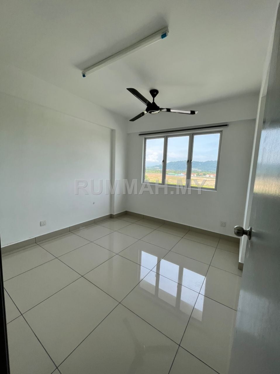 condo in Batu Kawan, Penang — photo 4