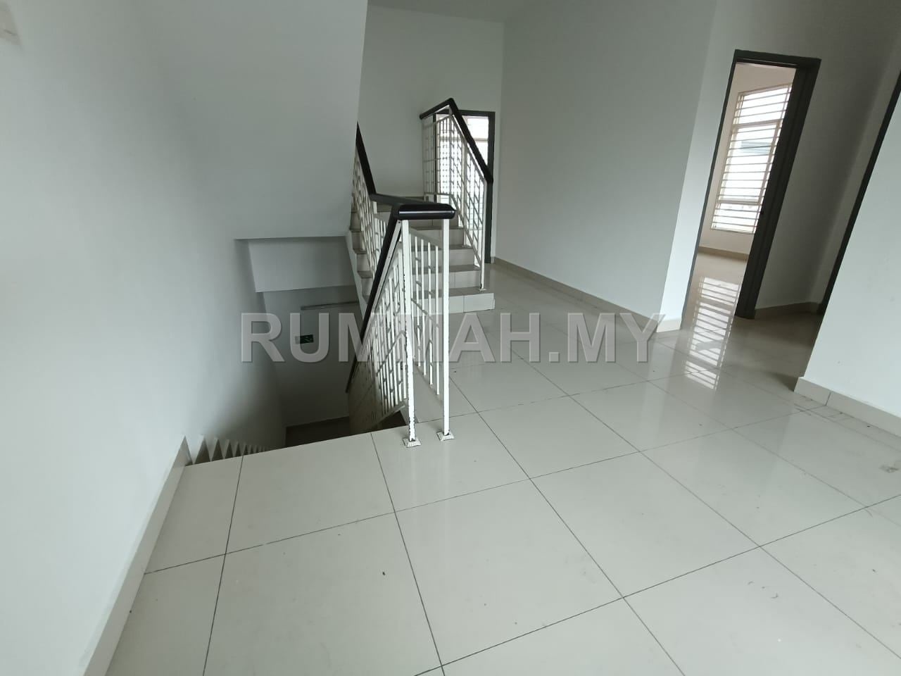 6-bedroom house in Relau, Penang for sale - Oasis Residence Relau Semi D