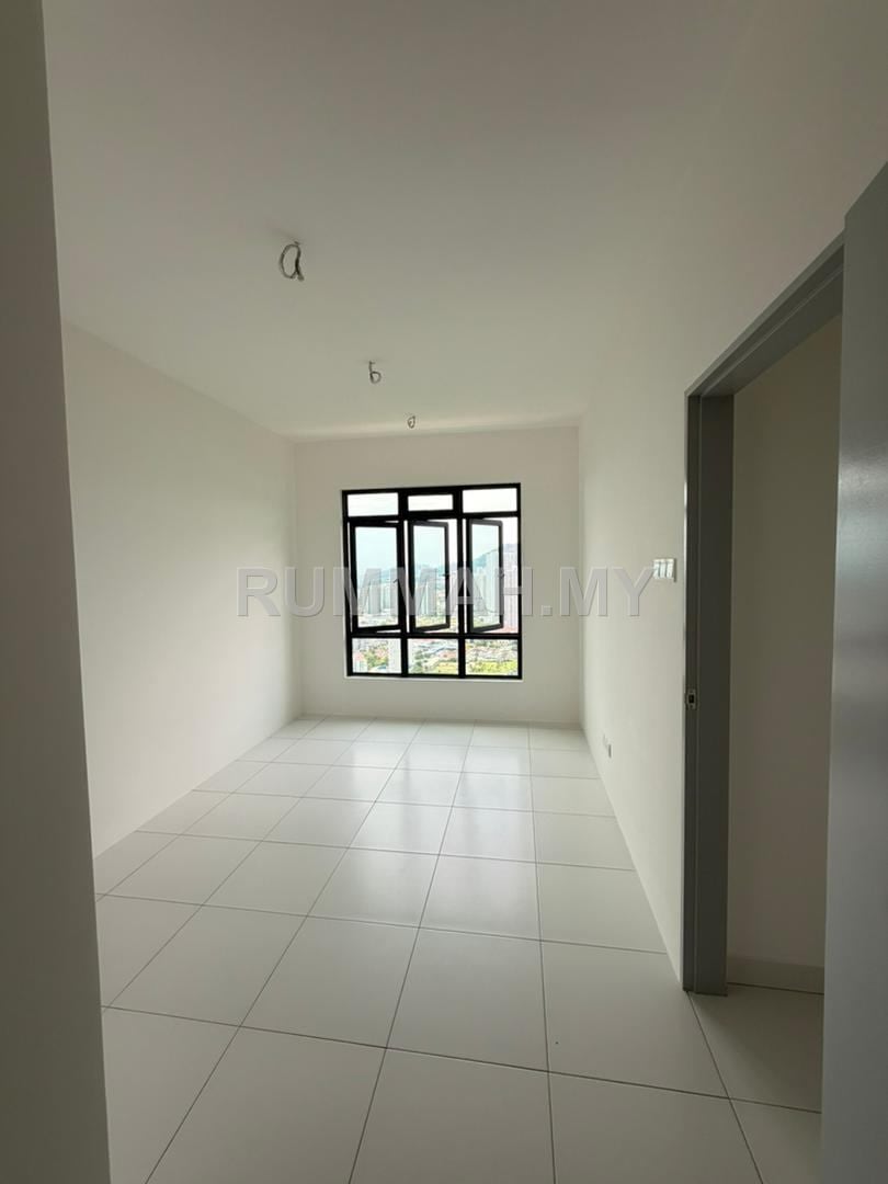 condo in Bukit Jambul, Penang — photo 4