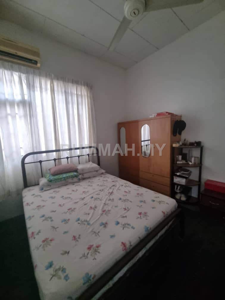 condo in Pulau Tikus, Penang — photo 7