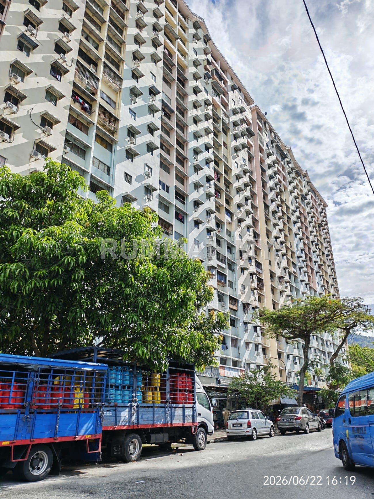 condo in Relau, Penang — photo 6