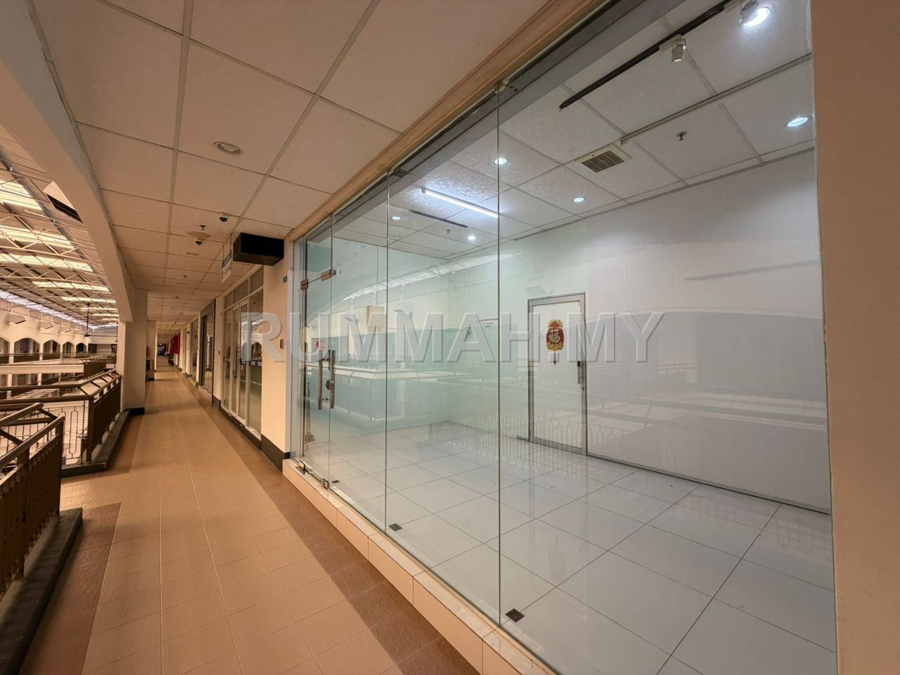 commercial in Bayan Baru, Penang for rent - D'piazza Office Lot 1200sf Renovated Partly Furnished