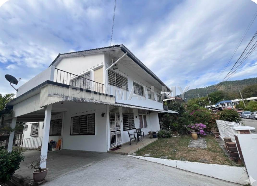 4-bedroom house in Jelutong, Penang for sale - 2-Storey Semi-D for Sale @ Island Glades, Greenlane | Big Land