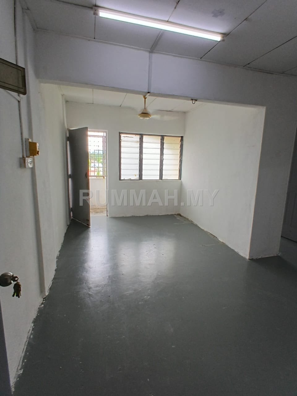 3-bedroom condo in Simpang Ampat, Penang for sale - Level 4 Mutiara Jaya Flat Puteri Gunung Simpang Ampat 