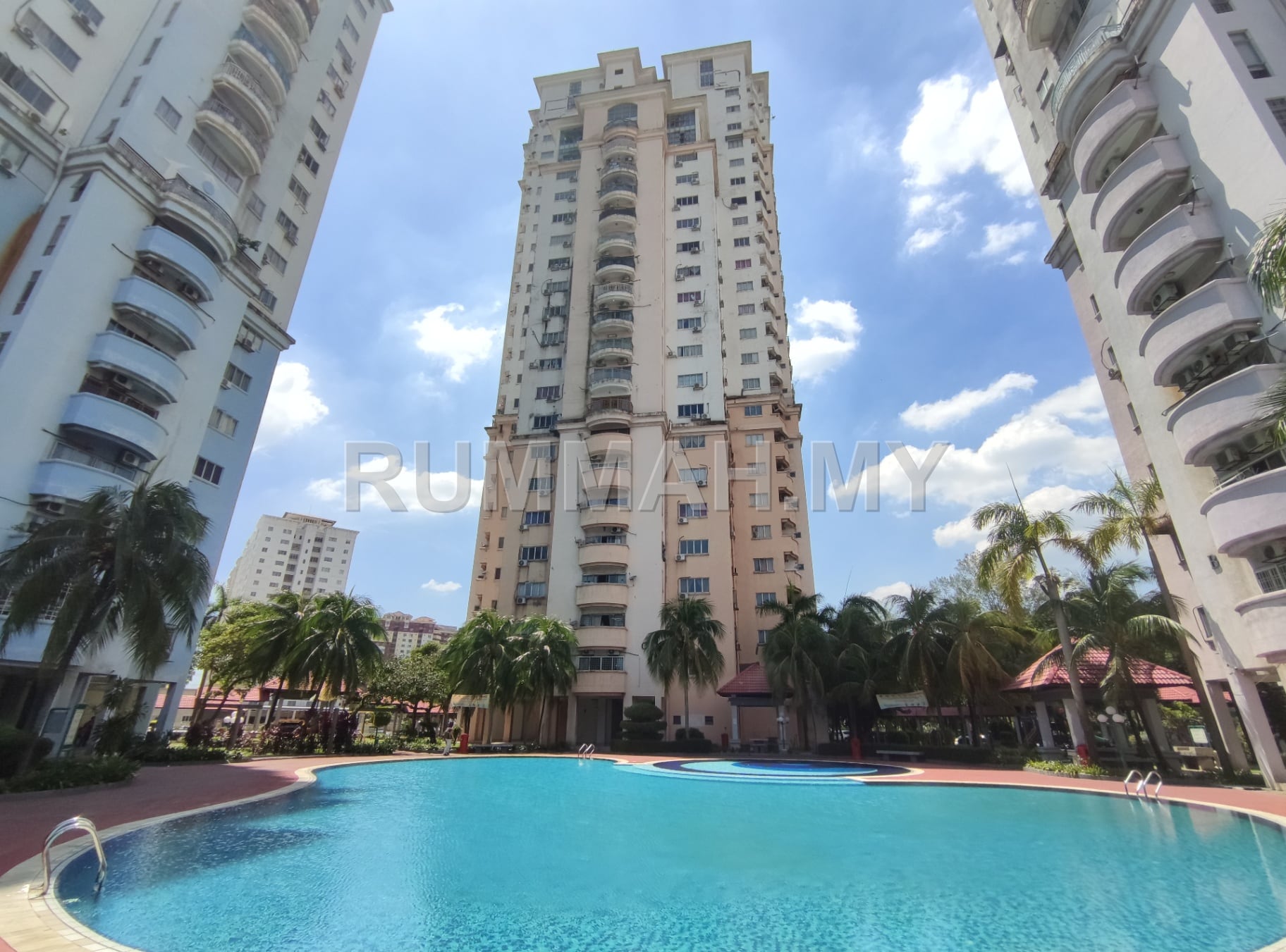condo in Bandar Sunway, Selangor — photo 7
