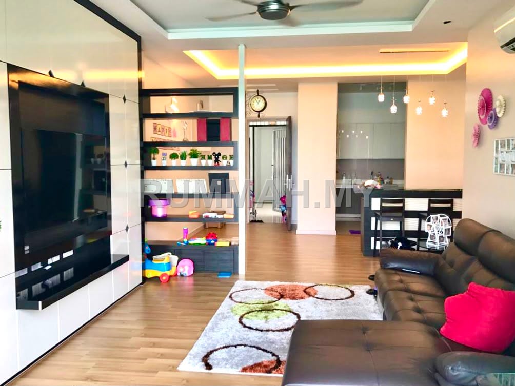 4-bedroom condo in Gelugor, Penang for rent - Condo for Rent @ The Light Collection 2, Gelugor | Fully Furnished