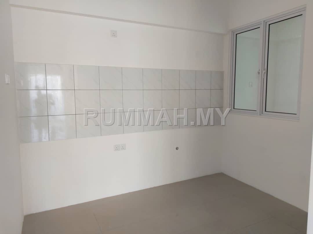 condo in Gelugor, Penang — photo 3