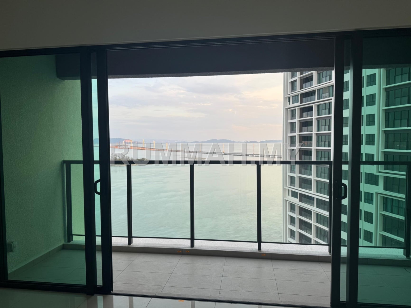 3-bedroom condo in Gelugor, Penang for sale - 3 bedroom Condo for Sale @ MEZZO, Gelugor | Freehold
