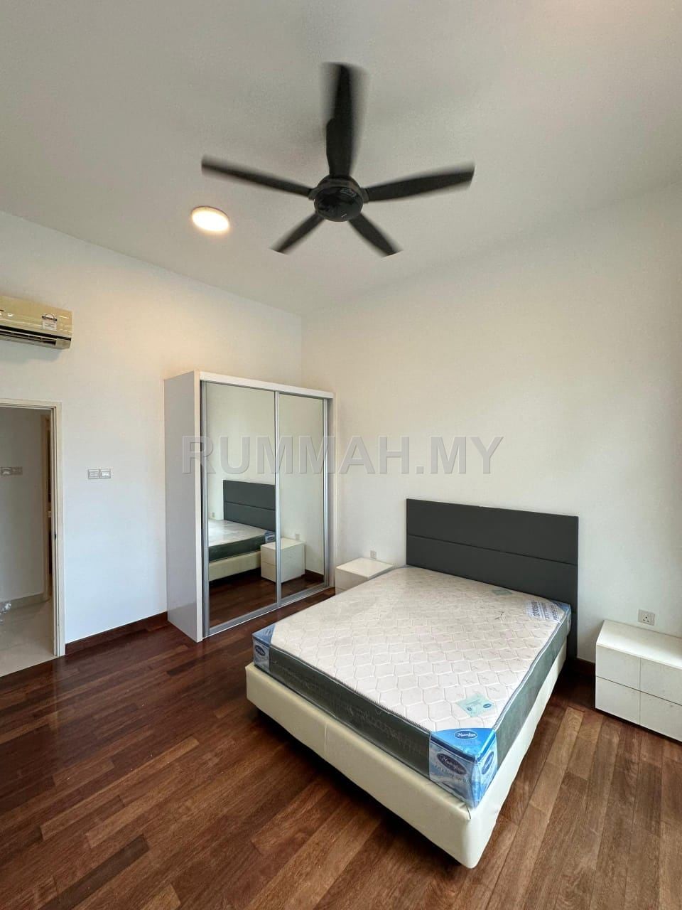condo in Batu Ferringhi, Penang — photo 7
