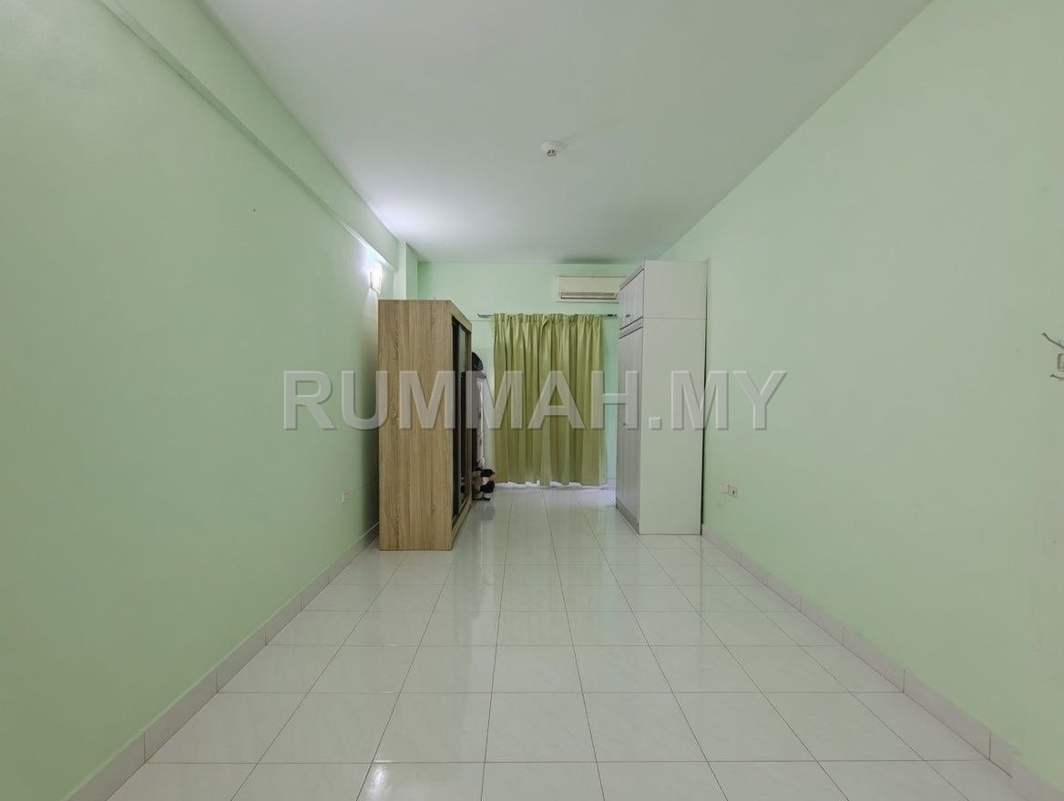 condo in Taman Abadi Indah, Kuala Lumpur — photo 3