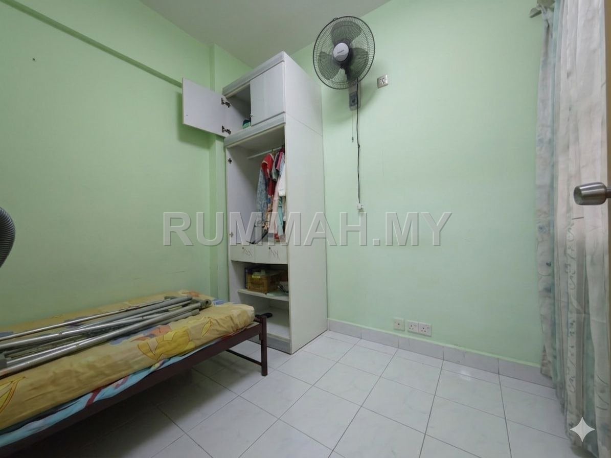 condo in Taman Abadi Indah, Kuala Lumpur — photo 4