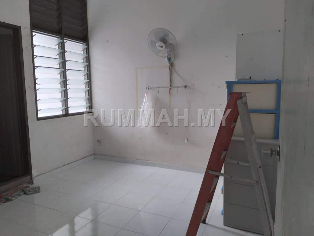 condo in Paya Terubong, Penang — photo 7