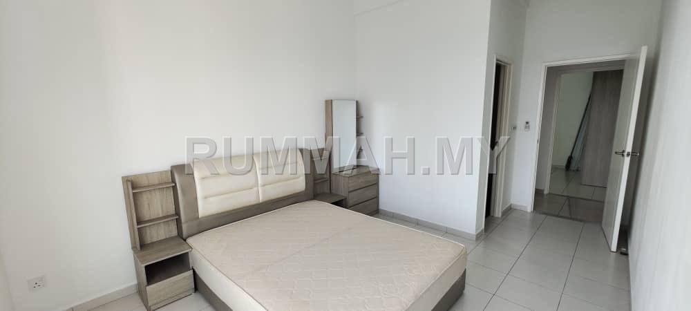 condo in Sungai Ara, Penang — photo 2