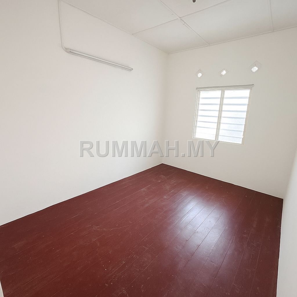 house in Butterworth, Penang — photo 4