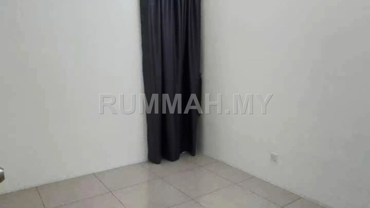 condo in Gelugor, Penang — photo 6
