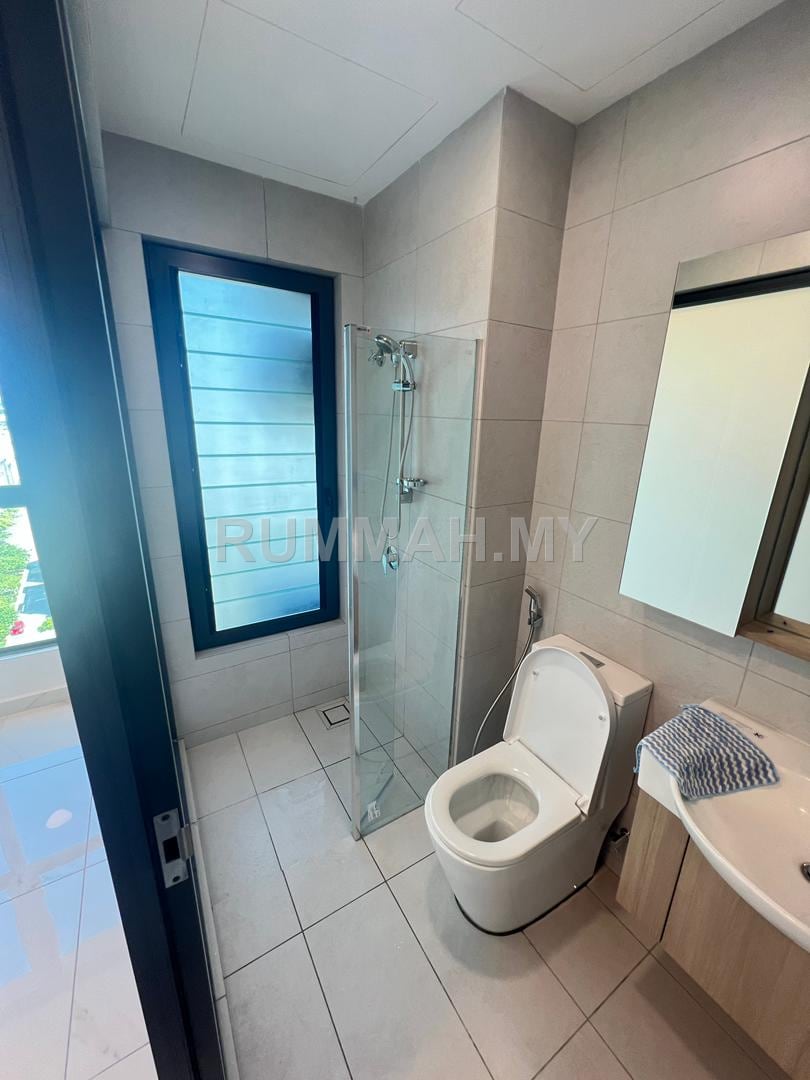 condo in Batu Kawan, Penang — photo 6