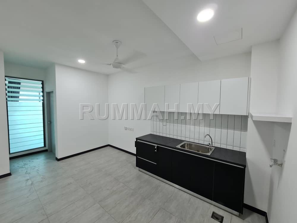 condo in Batu Kawan, Penang — photo 2