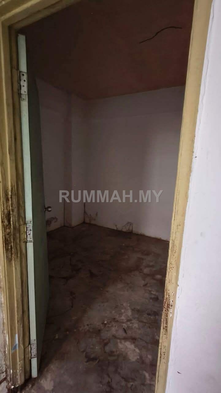 condo in Teluk Air Tawar, Penang — photo 7