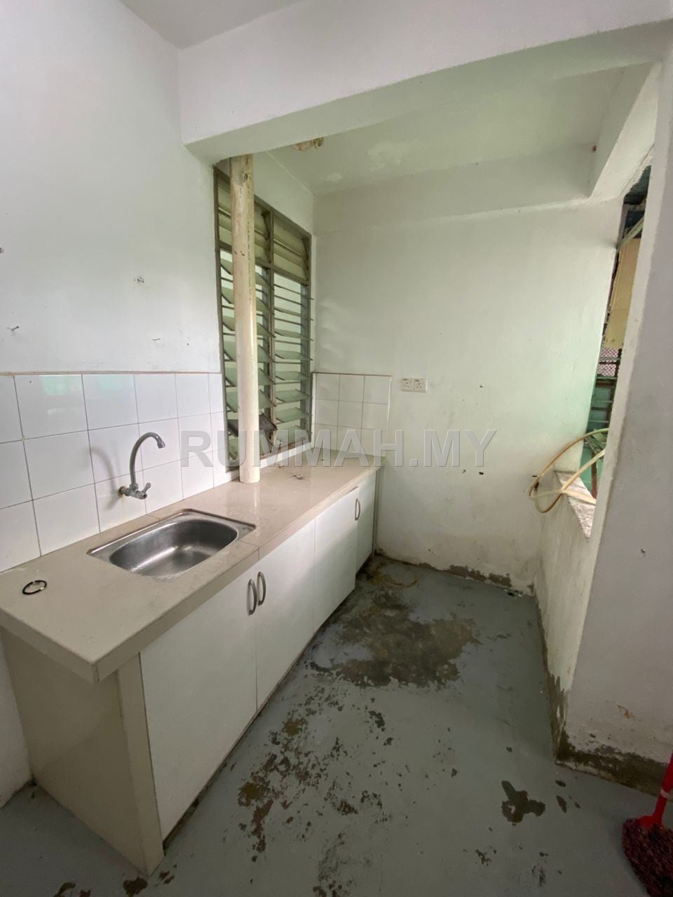 condo in Bukit Mertajam, Penang for sale - Full loan, First floor, Alma flat Sejahtera Jaya, Have kitchen cabinet