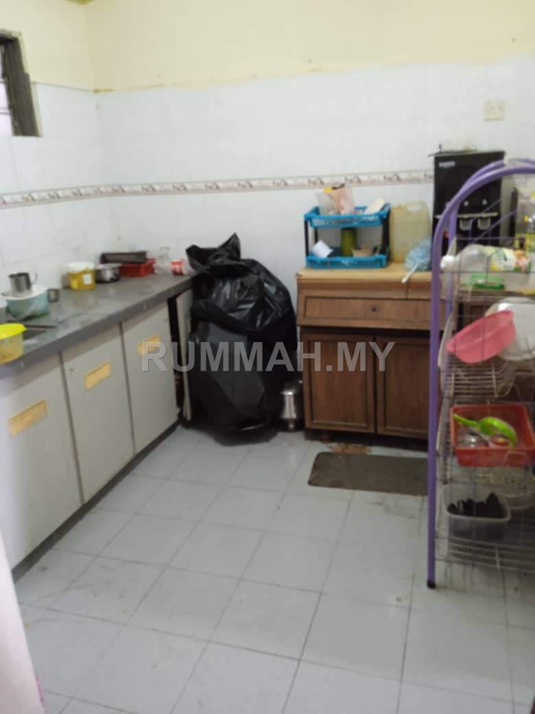 3-bedroom condo in Bukit Mertajam, Penang for sale - kitchen cabinet & mozek, Full loan, First floor, BM flat machang bubok