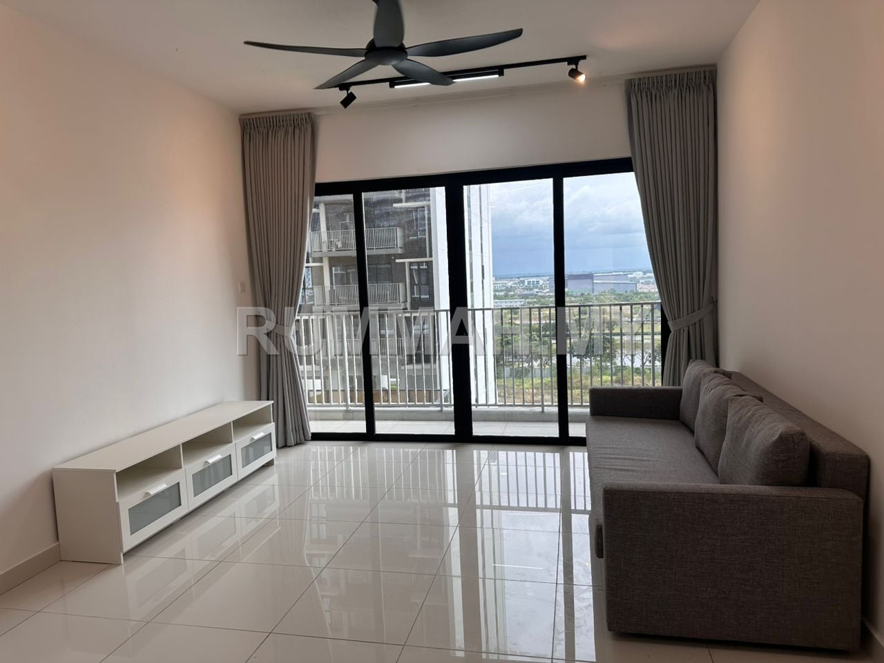 4-bedroom condo in Batu Kawan, Penang for rent - [House/4B2B2CP] Vertu Resort