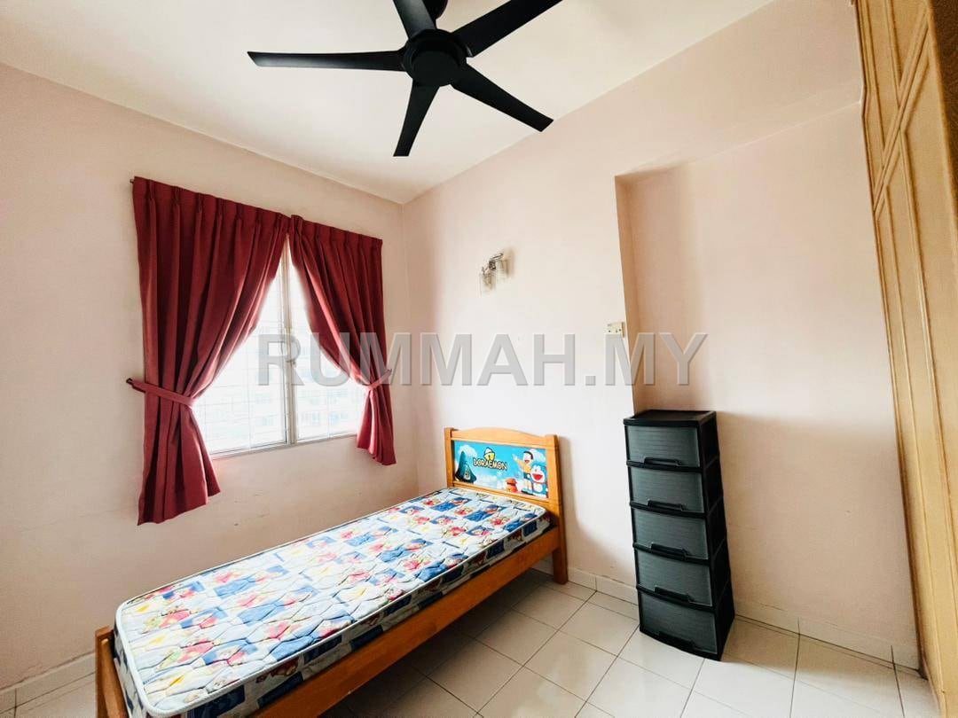 condo in Gelugor, Penang — photo 3