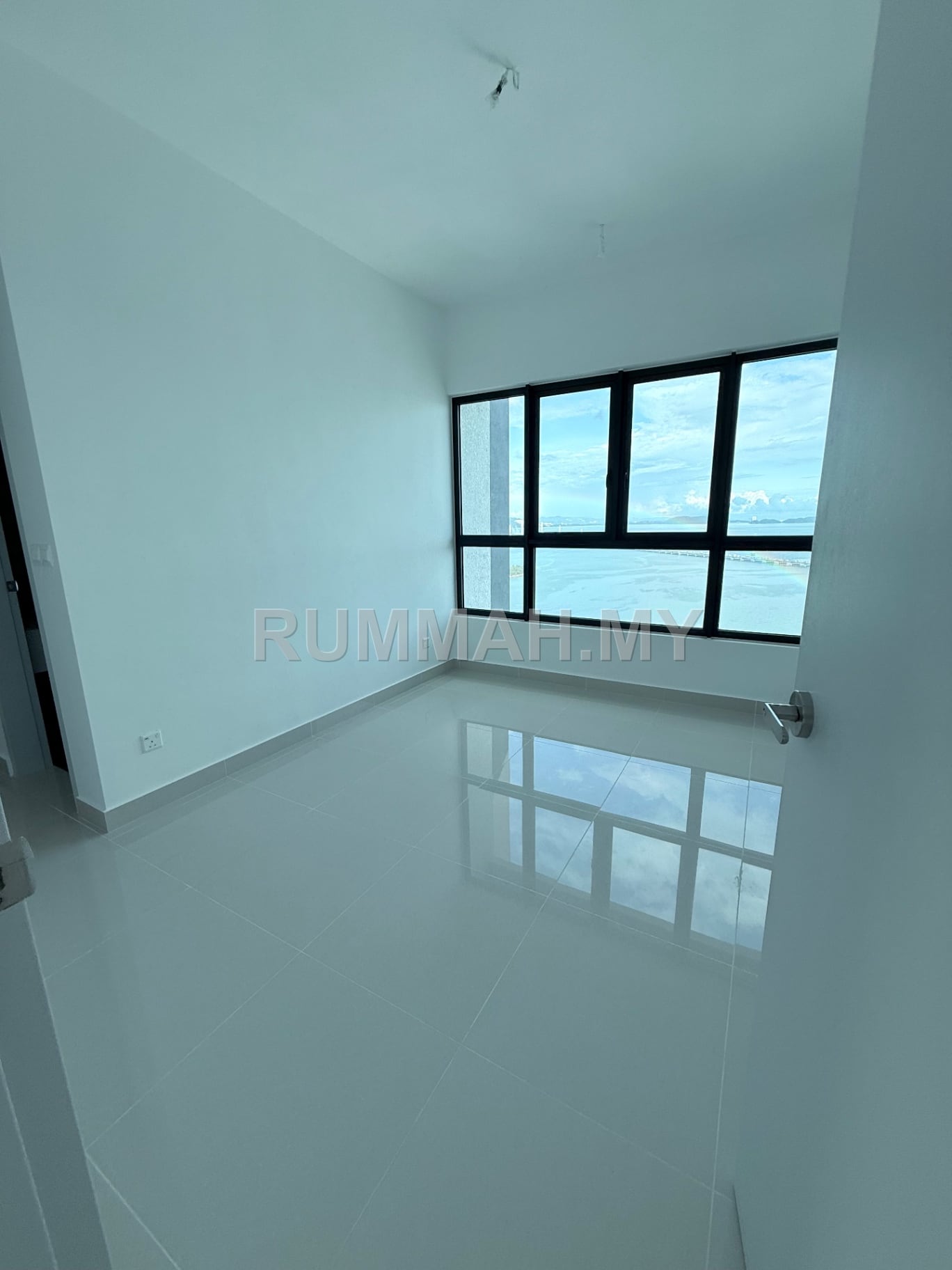 condo in Gelugor, Penang — photo 3
