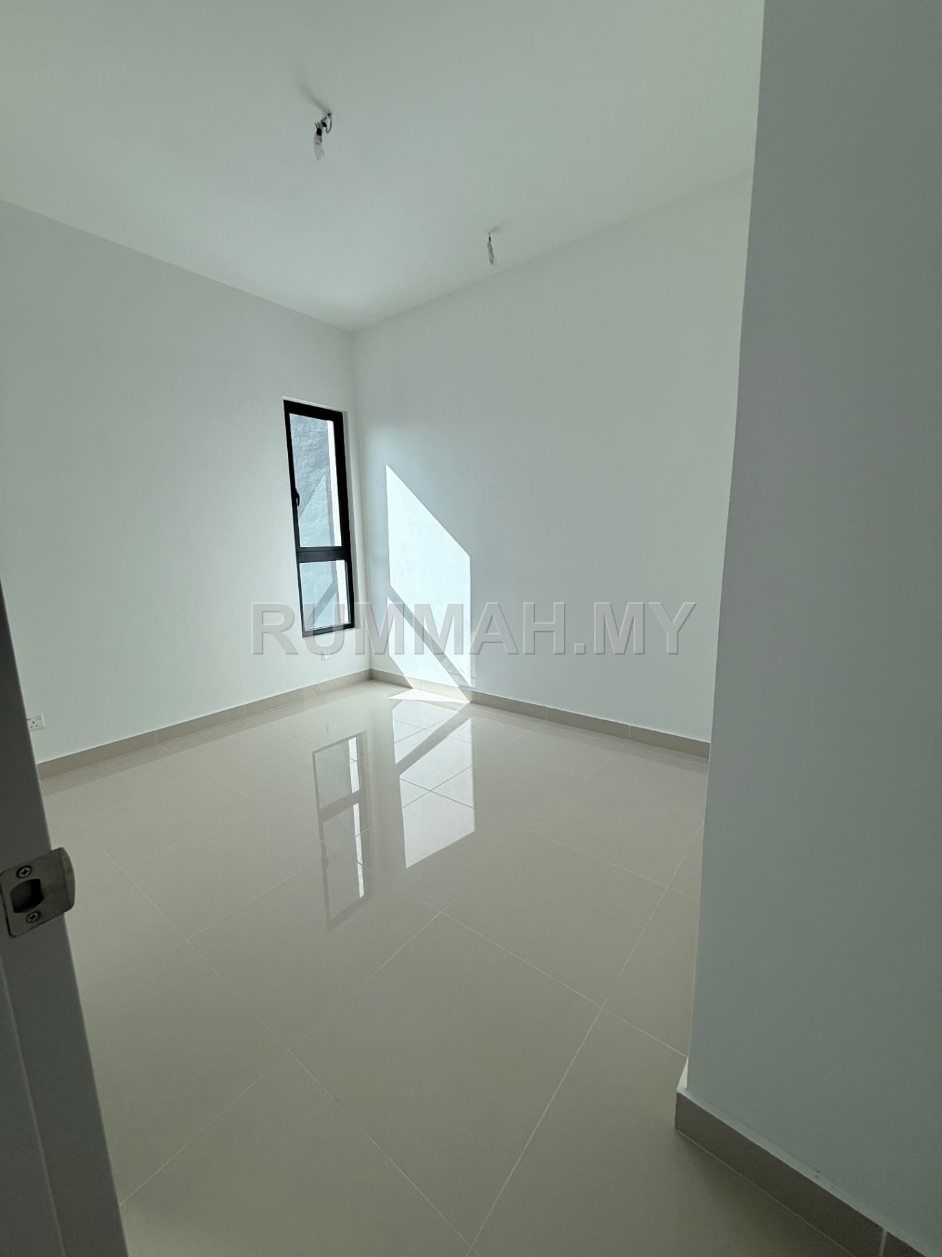 condo in Gelugor, Penang — photo 4