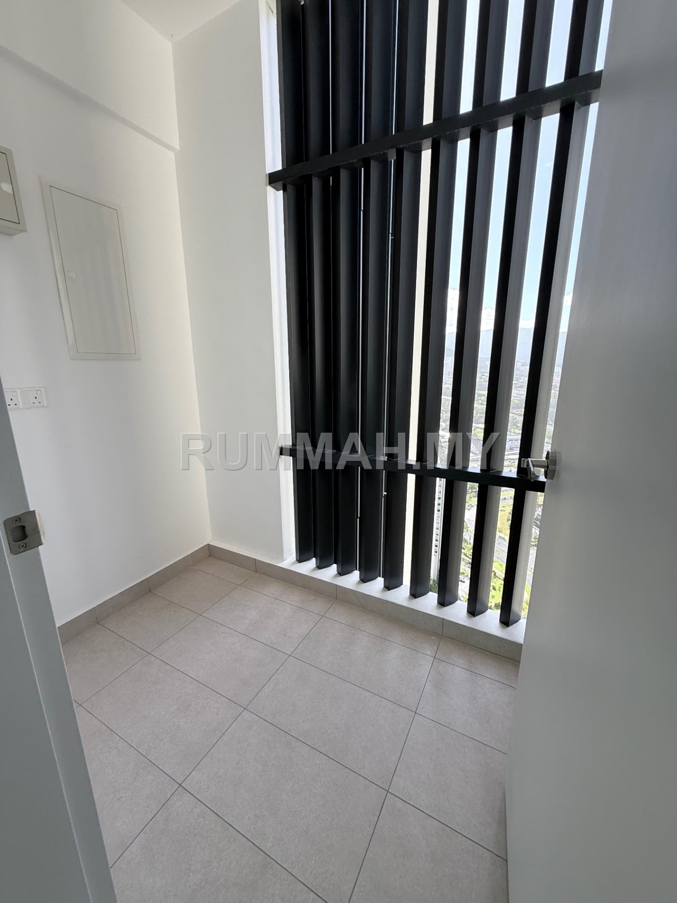 condo in Gelugor, Penang — photo 7