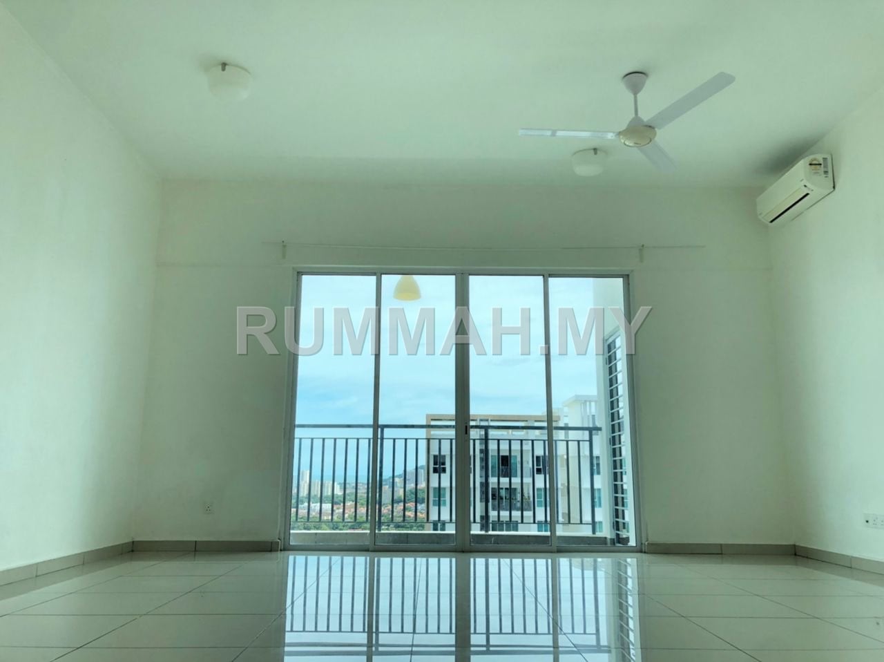3-bedroom condo in Sungai Ara, Penang for sale - Imperial Residence, 1200sft, 2 CP