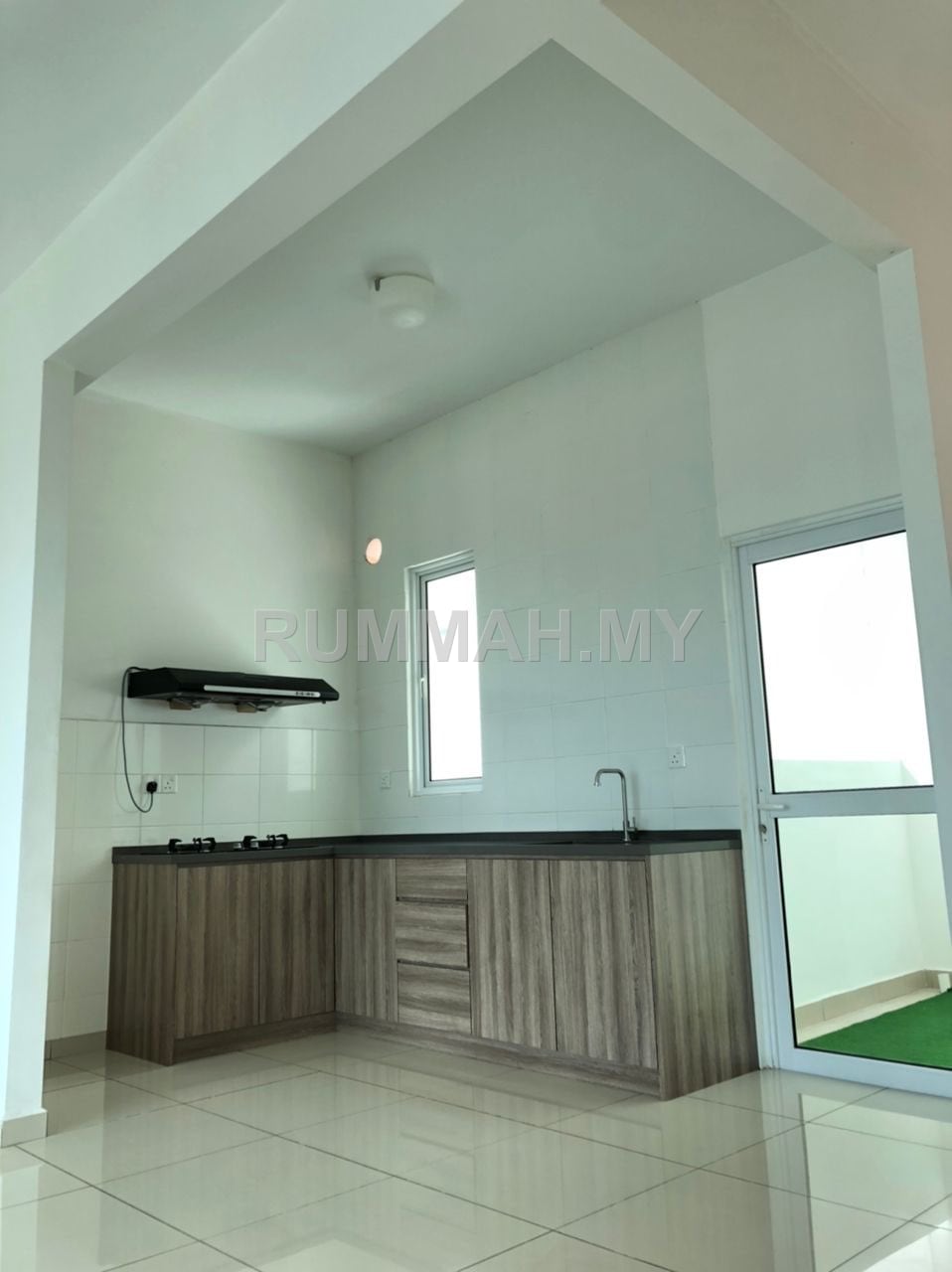 condo in Sungai Ara, Penang — photo 3